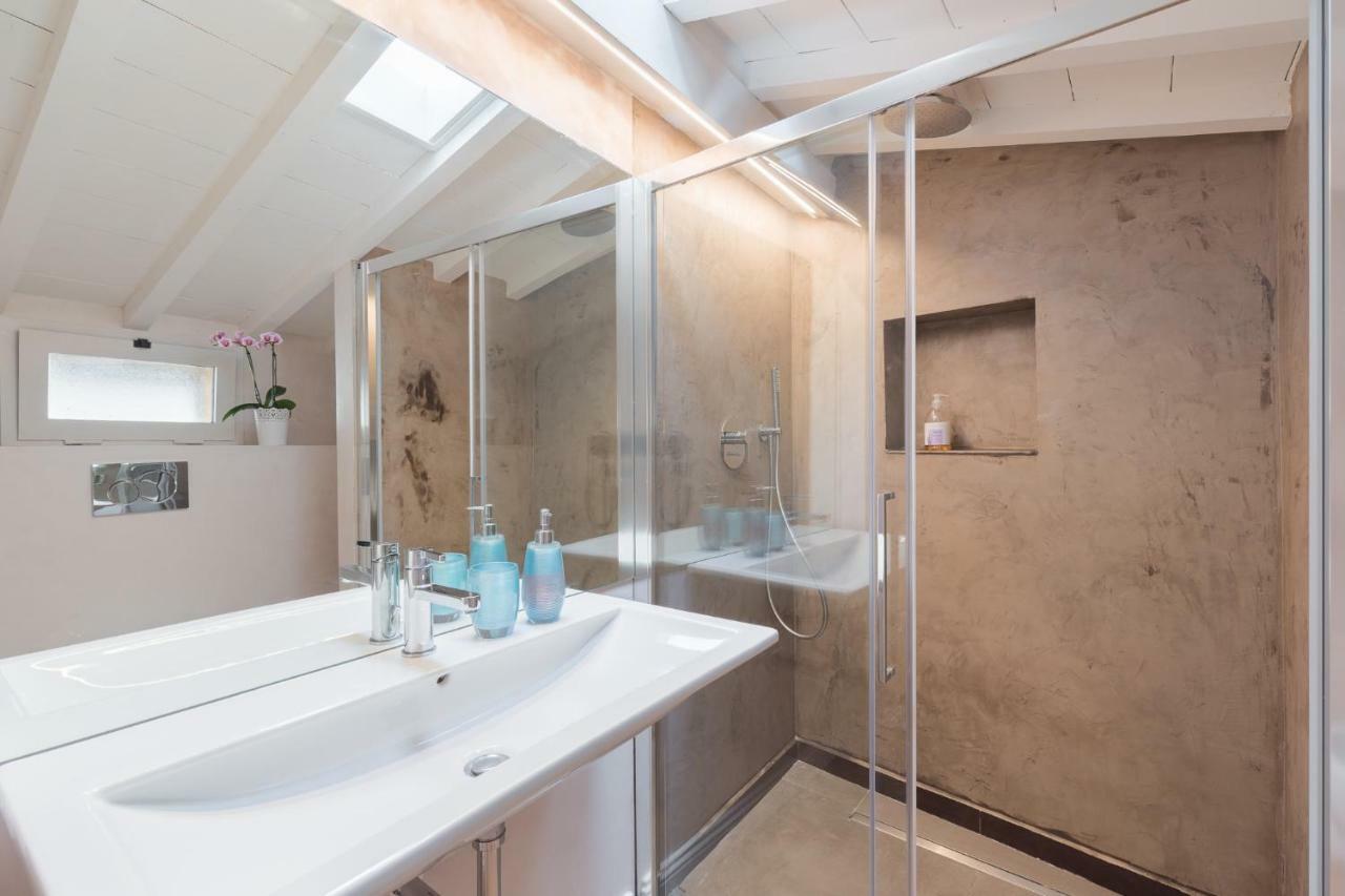 Luxury Apartment In City Center Florencia Exterior foto