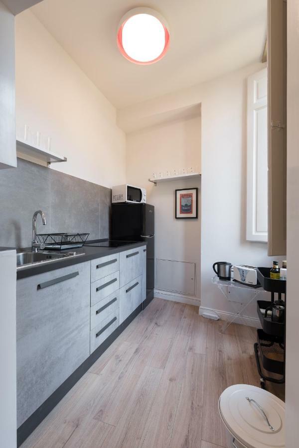 Luxury Apartment In City Center Florencia Exterior foto
